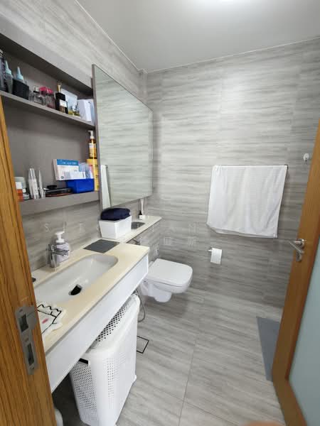 Trilive, 115 Tampines Road, 3 Bedrooms, 904 sqft, Condominium For Sale, by Sito Jian Xin 司徒健新, 500204976 - Bathroom - PropertyGuru.com.sg