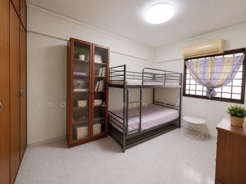575 Ang Mo Kio Avenue 10, 575 Ang Mo Kio Avenue 10, 2 Bedrooms, 721 sqft, HDB Flat For Sale, by Loo Jia Bin (Jo), 500204984 - Bedroom - PropertyGuru.com.sg