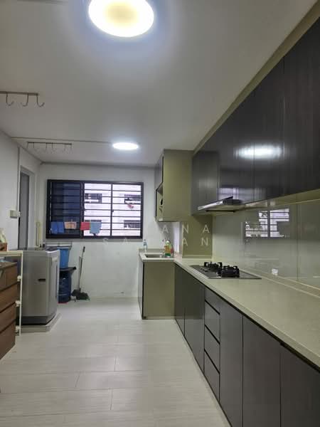 218 Yishun Street 21, 218 Yishun Street 21, Room Rental, 100 sqft, HDB Flat For Rent, by Rozana Sahlan, 500204986 - Kitchen - PropertyGuru.com.sg