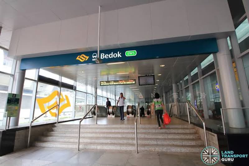 2 Bedok South Avenue 1, 2 Bedok South Avenue 1, Room Rental, 150 sqft, HDB Flat For Rent, by Deborah Tan 陈素玲, 500204990 - Entrance - PropertyGuru.com.sg