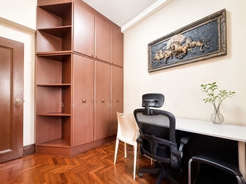 Near to Paya Lebar Mrt, 3 Bedder with Store and Utility Room, , 3 Bedrooms, 1,216 sqft, Apartment For Sale, by Aaron Leong, 500204997 - Study - PropertyGuru.com.sg