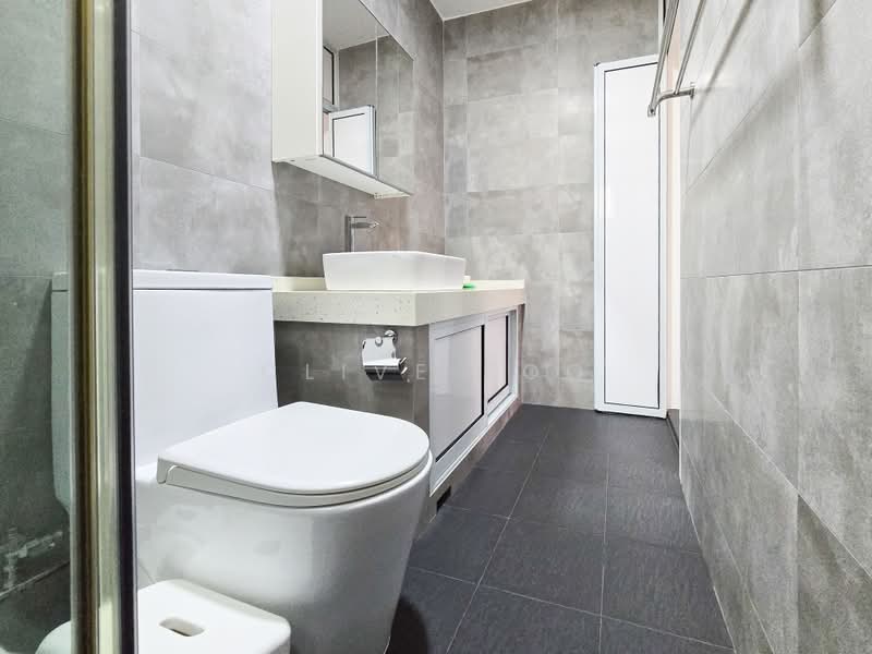 3 Toh Yi Drive, 3 Toh Yi Drive, 4 Bedrooms, 1,572 sqft, HDB Flat For Sale, by Clive Foo, 500205001 - Bathroom 2 - PropertyGuru.com.sg