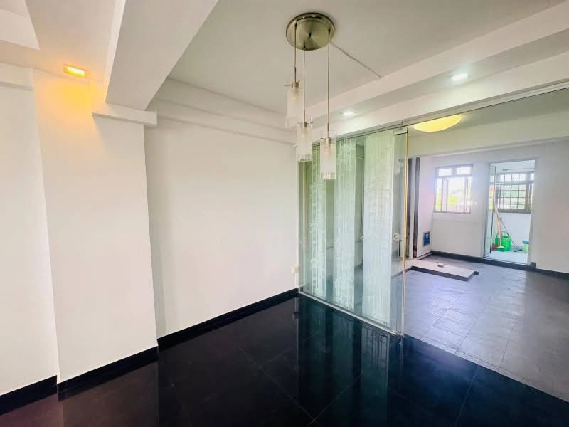 8 Empress Road, 8 Empress Road, 2 Bedrooms, 699 sqft, HDB Flat For Sale, by Steven NG, 500205013 - Interior - PropertyGuru.com.sg