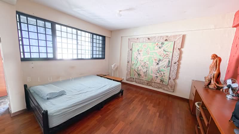 272 Tampines Street 22, 272 Tampines Street 22, 2 Bedrooms, 785 sqft, HDB Flat For Sale, by KENNETH CHUA, 500205016 - Bedroom - PropertyGuru.com.sg