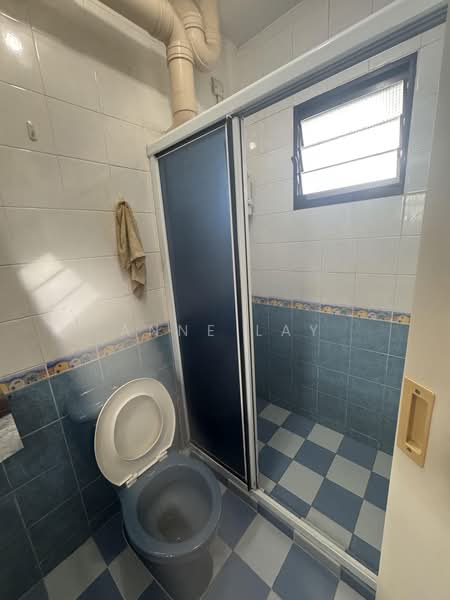 324D Sengkang East Way, 324D Sengkang East Way, 3 Bedrooms, 1,184 sqft, HDB Flat For Sale, by Anne Lay, 500205028 - Bathroom - PropertyGuru.com.sg
