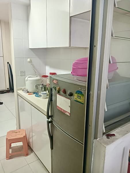 527C Costa Ris, 527C Pasir Ris Street 51, 2 Bedrooms, 732 sqft, HDB Flat For Sale, by Daphne Tay 谢合宝, 500205057 - Kitchen - PropertyGuru.com.sg