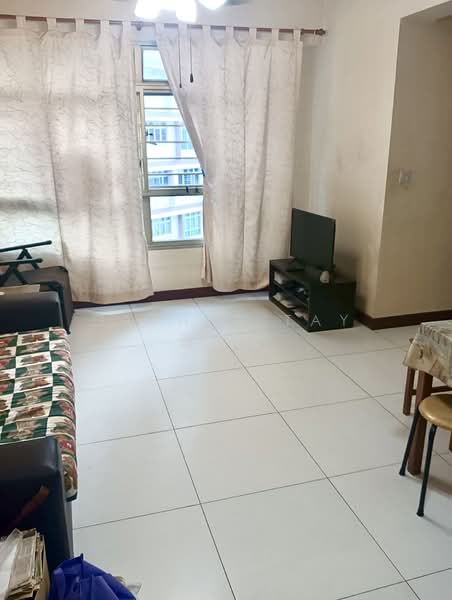 527C Costa Ris, 527C Pasir Ris Street 51, 2 Bedrooms, 732 sqft, HDB Flat For Sale, by Daphne Tay 谢合宝, 500205057 - Living Room - PropertyGuru.com.sg