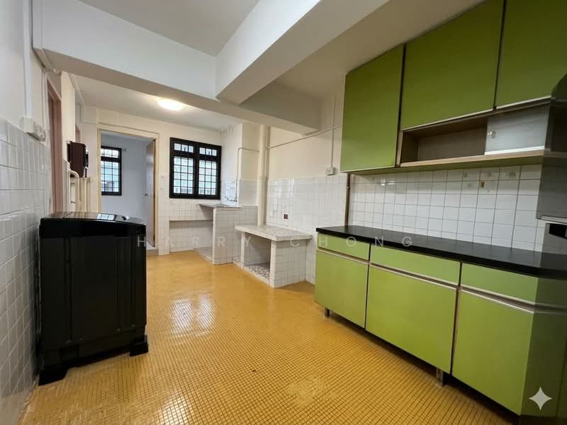 128 Kim Tian Road, 128 Kim Tian Road, 3 Bedrooms, 947 sqft, HDB Flat For Sale, by Harry Chong, 500205060 - Kitchen - PropertyGuru.com.sg