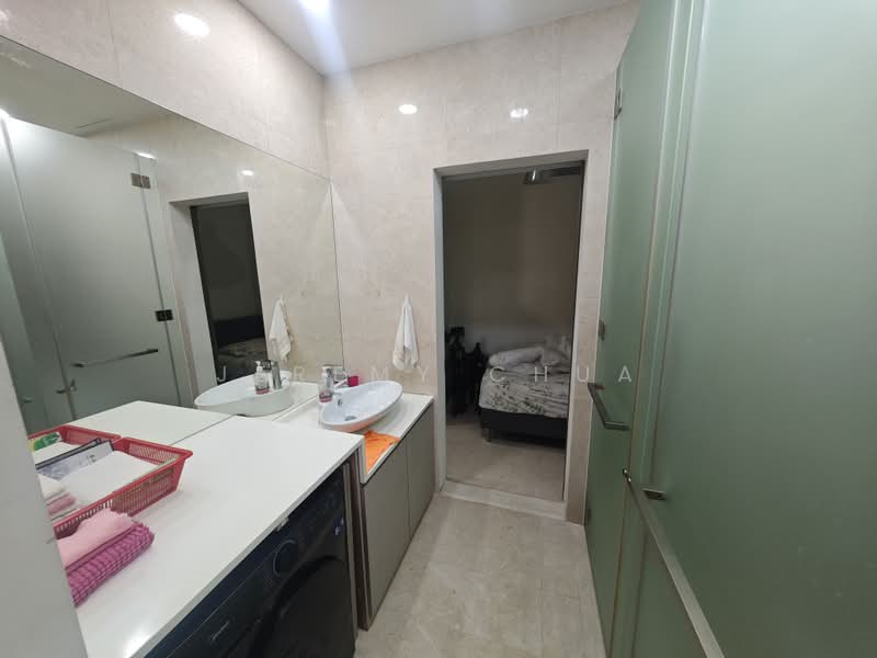 The Hillier, 6 Hillview Rise, 1 Bedroom, 624 sqft, Condominium For Sale, by Jeremy Chua, 500205063 - Bathroom - PropertyGuru.com.sg