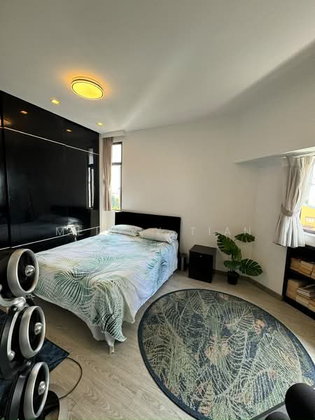 Mandarin Gardens, 1 Siglap Road, 2 Bedrooms, 1,001 sqft, Condominium For Sale, by Melody Tian, 500205067 - Bedroom - PropertyGuru.com.sg