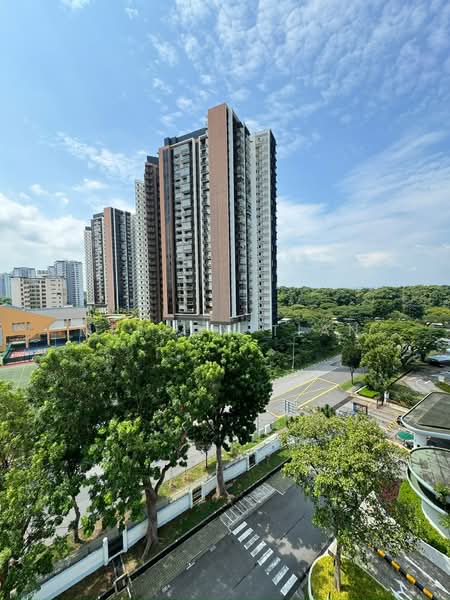 Mandarin Gardens, 1 Siglap Road, 2 Bedrooms, 1,001 sqft, Condominium For Sale, by Melody Tian, 500205067 - Exterior - PropertyGuru.com.sg