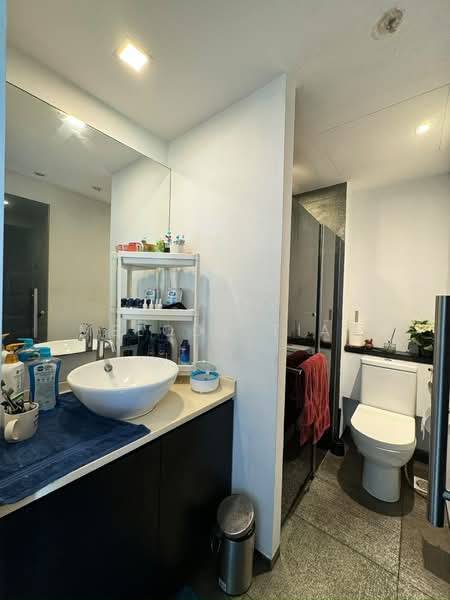 Mandarin Gardens, 1 Siglap Road, 2 Bedrooms, 1,001 sqft, Condominium For Sale, by Melody Tian, 500205067 - Bathroom - PropertyGuru.com.sg