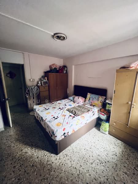 343 Clementi Avenue 5, 343 Clementi Avenue 5, 2 Bedrooms, 721 sqft, HDB Flat For Sale, by Hub Chiang, 500205069 - Master Bedroom - PropertyGuru.com.sg