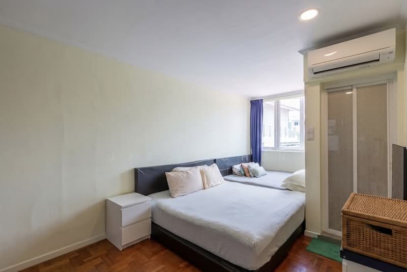 poh huat drive, poh huat drive, 4 Bedrooms, 2,800 sqft, Terraced House For Sale, by Jason Chen, 500205075 - Bedroom - PropertyGuru.com.sg
