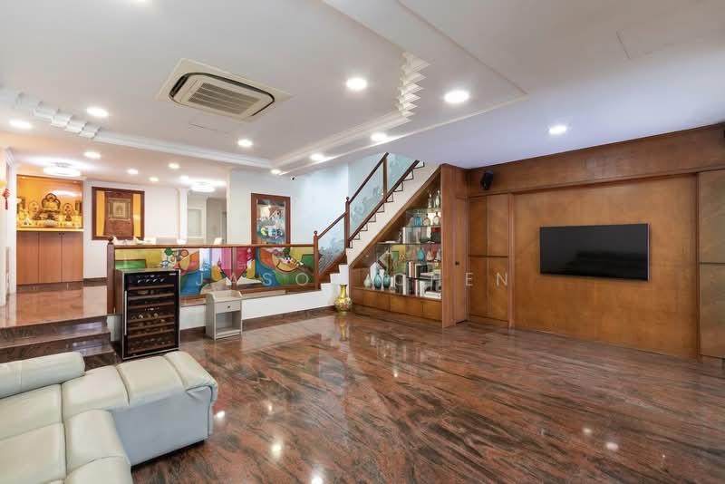 poh huat drive, poh huat drive, 4 Bedrooms, 2,800 sqft, Terraced House For Sale, by Jason Chen, 500205075 - Living Room - PropertyGuru.com.sg