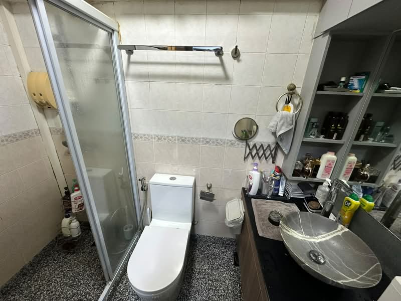 688C Choa Chu Kang Crescent, 688C Choa Chu Kang Crescent, 3 Bedrooms, 1,184 sqft, HDB Flat For Sale, by James Yeo, 500205081 - Bathroom - PropertyGuru.com.sg