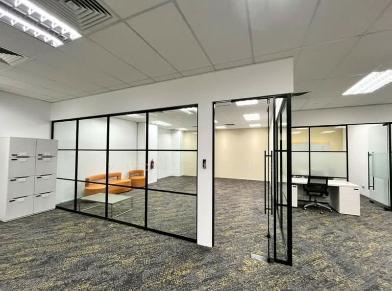 BS Bendemeer Centre, 20 Bendemeer Road, 2,411 sqft, Light Industrial (B1) For Rent, by Max Koh, 500205091 - Interior - CommercialGuru.com.sg