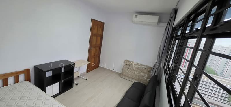 689B Choa Chu Kang Drive, 689B Choa Chu Kang Drive, Room Rental, 180 sqft, HDB Flat For Rent, by Josephine Lim, 500205092 - Bedroom - PropertyGuru.com.sg
