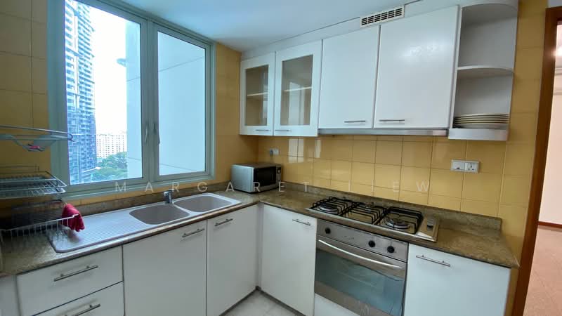 Queens, 10 Stirling Road, 3 Bedrooms, 1,184 sqft, Condominium For Sale, by Margaret Liew, 500205094 - Kitchen - PropertyGuru.com.sg