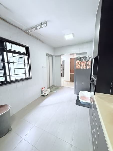 654C Jurong West Street 61, 654C Jurong West Street 61, 3 Bedrooms, 1,190 sqft, HDB Flat For Sale, by SQ Raudha, 500205102 - Kitchen - PropertyGuru.com.sg