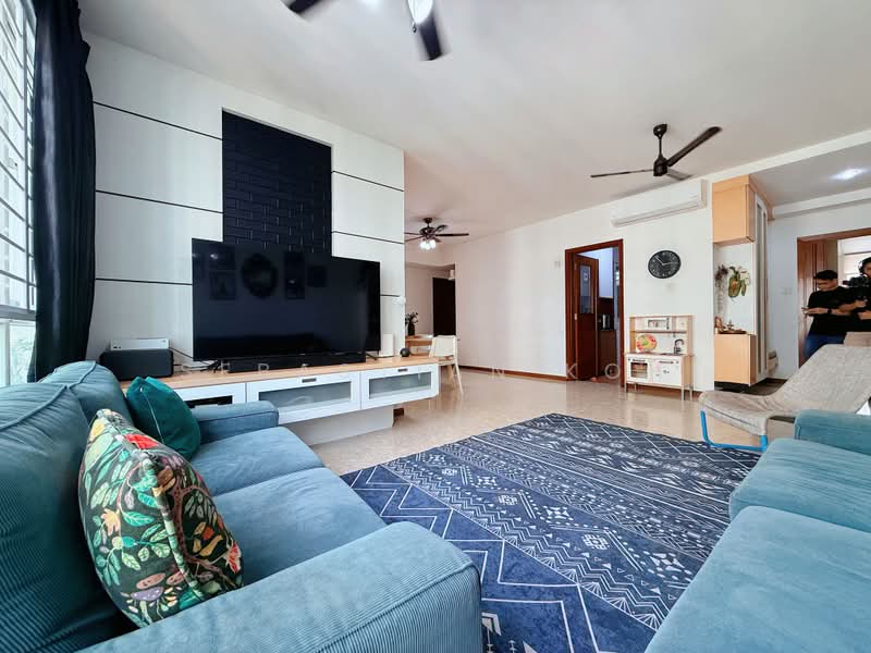 The Floravale, 218 Westwood Avenue, 3 Bedrooms, 1,335 sqft, Executive Condominium For Sale, by Sebastian Koh, 500205105 - Living Room - PropertyGuru.com.sg