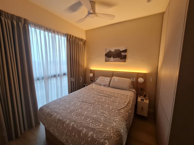 Clavon, 8 Clementi Avenue 1, 2 Bedrooms, 764 sqft, Condominium For Sale, by (Lynn) Gor Mui Yee, 500205109 - Bedroom - PropertyGuru.com.sg