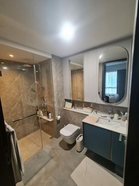 Clavon, 8 Clementi Avenue 1, 2 Bedrooms, 764 sqft, Condominium For Sale, by (Lynn) Gor Mui Yee, 500205109 - Bathroom - PropertyGuru.com.sg