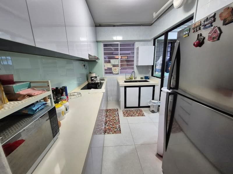 769 Bedok Reservoir View, 769 Bedok Reservoir View, 3 Bedrooms, 1,130 sqft, HDB Flat For Sale, by Jonathan Lee, 500205110 - Kitchen - PropertyGuru.com.sg