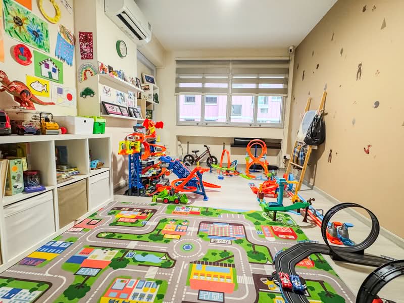756 Pasir Ris Street 71, 756 Pasir Ris Street 71, 4 Bedrooms, 1,367 sqft, HDB Flat For Sale, by Shahir Majid, 500205124 - Interior - PropertyGuru.com.sg