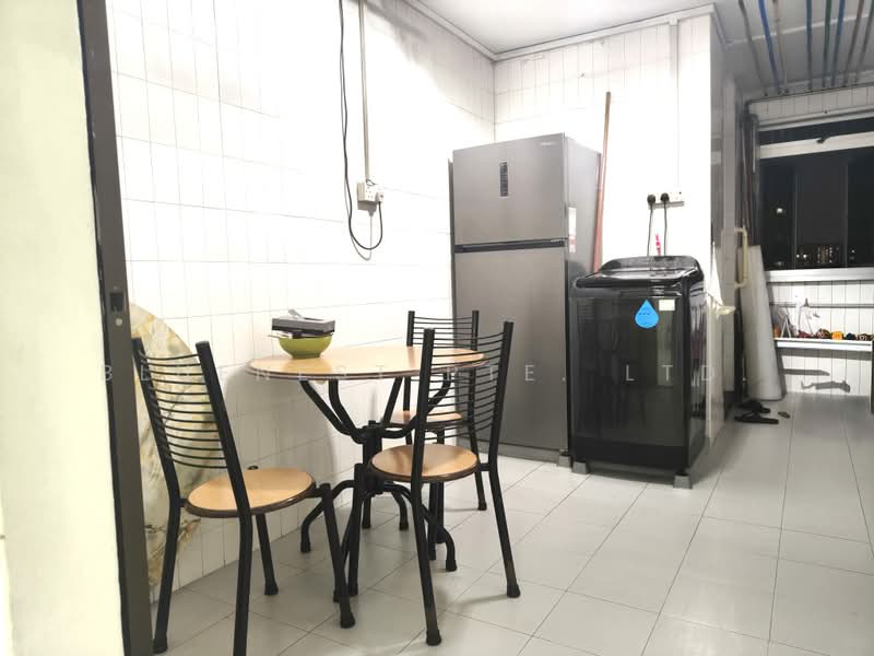 936 Tampines Avenue 5, 936 Tampines Avenue 5, 3 Bedrooms, 1,119 sqft, HDB Flat For Rent, by CLARENCE LIANG, 500205135 - Kitchen - PropertyGuru.com.sg