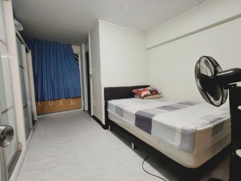 936 Tampines Avenue 5, 936 Tampines Avenue 5, 3 Bedrooms, 1,119 sqft, HDB Flat For Rent, by CLARENCE LIANG, 500205135 - Bedroom - PropertyGuru.com.sg