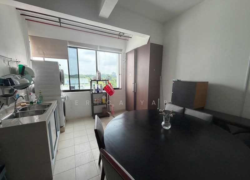 Botanic Gardens View, 19 Taman Serasi, Room Rental, 200 sqft, Apartment For Rent, by Erica Yap, 500205154 - Kitchen - PropertyGuru.com.sg