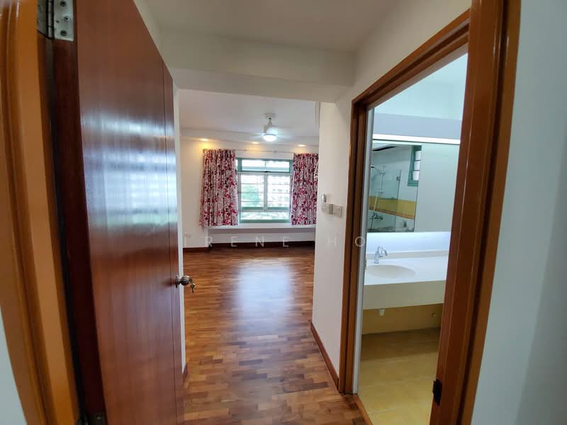 638A Punggol Drive, 638A Punggol Drive, 3 Bedrooms, 1,184 sqft, HDB Flat For Rent, by Irene Ho, 500205185 - Living Room - PropertyGuru.com.sg