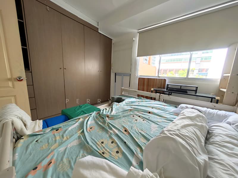 183 Toa Payoh Central, 183 Toa Payoh Central, 2 Bedrooms, 689 sqft, HDB Flat For Sale, by Perry Siow, 500205188 - Bedroom - PropertyGuru.com.sg