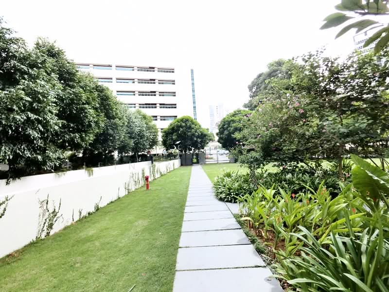 Soleil @ Sinaran, 6 Sinaran Drive, 4 Bedrooms, 1,722 sqft, Condominium For Rent, by Meilinda Soetedjo, 500205189 - Exterior - PropertyGuru.com.sg