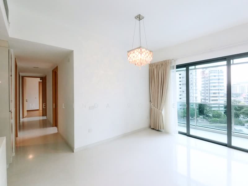 Soleil @ Sinaran, 6 Sinaran Drive, 4 Bedrooms, 1,722 sqft, Condominium For Rent, by Meilinda Soetedjo, 500205189 - Corridor - PropertyGuru.com.sg