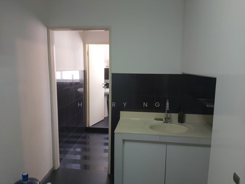 amoy street shophouse office unit, Amoy Street/Club Street, 1,200 sqft, Office For Rent, by Henry Ng, 500205195 - Bathroom - CommercialGuru.com.sg