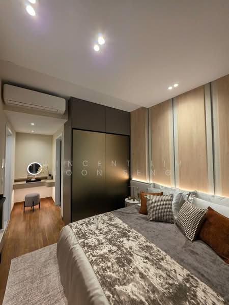 The Arcady At Boon Keng, 1037 Serangoon Road, 3 Bedrooms, 1,195 sqft, Condominium For Sale, by Vincent Lim Boon Seng, 500205199 - Bedroom - PropertyGuru.com.sg