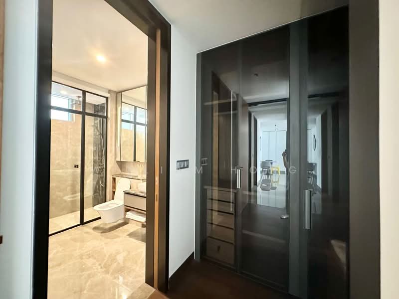 Boulevard 88, 86 Orchard Boulevard, 2 Bedrooms, 1,313 sqft, Condominium For Sale, by William Hong, 500205204 - Bathroom - PropertyGuru.com.sg