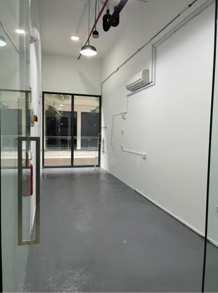 The Promenade @ Pelikat, 189 Jalan Pelikat, 258 sqft, Shop / Shophouse For Rent, by David Yu, 500205206 - CommercialGuru.com.sg