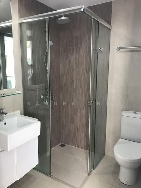 D'Weave, 5 Lorong 39 Geylang, 3 Bedrooms, 839 sqft, Condominium For Rent, by Sandra Ong, 500205208 - Bathroom - PropertyGuru.com.sg