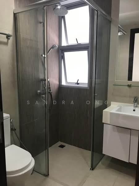 D'Weave, 5 Lorong 39 Geylang, 3 Bedrooms, 839 sqft, Condominium For Rent, by Sandra Ong, 500205208 - Bathroom - PropertyGuru.com.sg