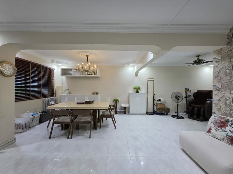 630 Pasir Ris Drive 3, 630 Pasir Ris Drive 3, 4 Bedrooms, 1,302 sqft, HDB Flat For Sale, by Jeremy Peh, 500205211 - Living Room - PropertyGuru.com.sg