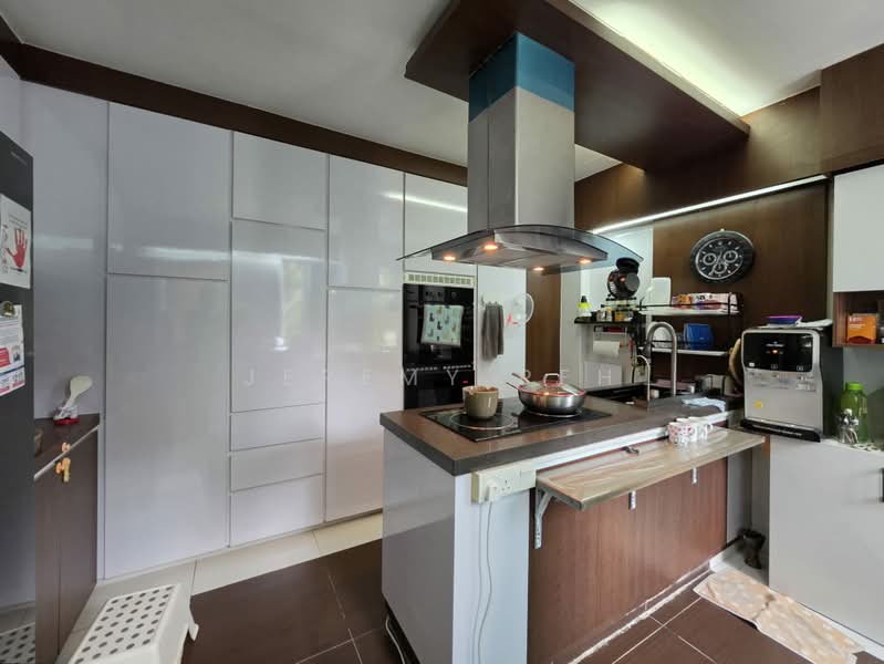 630 Pasir Ris Drive 3, 630 Pasir Ris Drive 3, 4 Bedrooms, 1,302 sqft, HDB Flat For Sale, by Jeremy Peh, 500205211 - Kitchen - PropertyGuru.com.sg