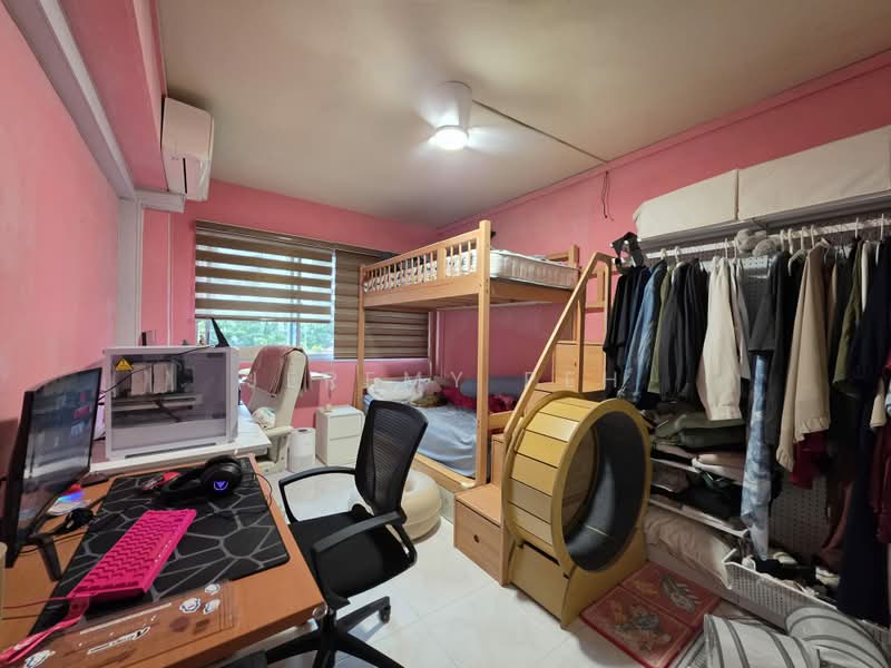 630 Pasir Ris Drive 3, 630 Pasir Ris Drive 3, 4 Bedrooms, 1,302 sqft, HDB Flat For Sale, by Jeremy Peh, 500205211 - Bedroom - PropertyGuru.com.sg