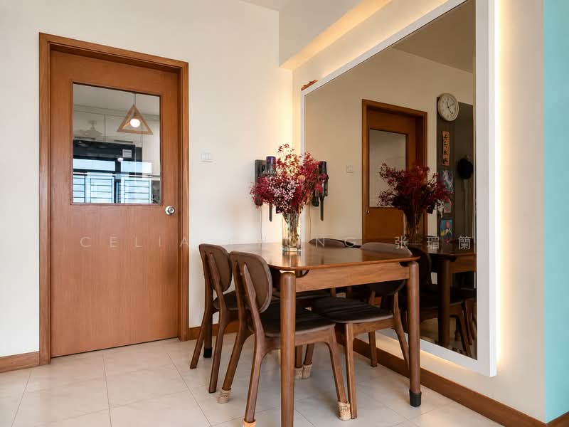 Blue Horizon, 21 West Coast Crescent, 2 Bedrooms, 958 sqft, Condominium For Sale, by Celia Chong 张瑂籣, 500205216 - Dining Room - PropertyGuru.com.sg
