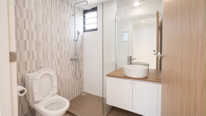 609B Tampines North Drive 1, 609B Tampines North Drive 1, 3 Bedrooms, 1,001 sqft, HDB Flat For Sale, by Calista Yap, 500205242 - Bathroom - PropertyGuru.com.sg