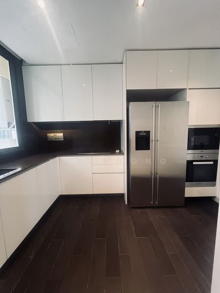 Lloyd SixtyFive, 65 Lloyd Road, 3 Bedrooms, 2,422 sqft, Condominium For Rent, by Amy Chong, 500205249 - Kitchen - PropertyGuru.com.sg