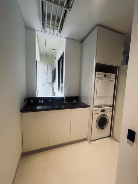 Lloyd SixtyFive, 65 Lloyd Road, 3 Bedrooms, 2,422 sqft, Condominium For Rent, by Amy Chong, 500205249 - Interior - PropertyGuru.com.sg