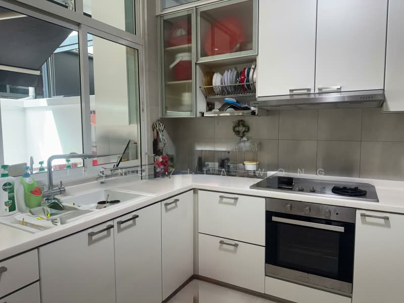 The Shaughnessy, 42 Miltonia Close, 5 Bedrooms, 3,304 sqft, Terraced House For Rent, by Irene Zita Wong, 500205286 - Kitchen - PropertyGuru.com.sg